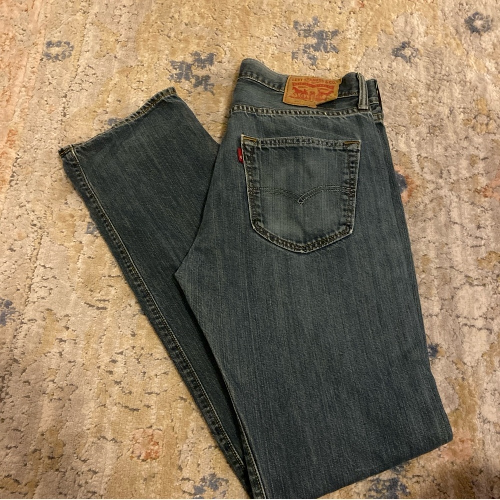 Levis 501 Jeans Mens 32x34 Blue Straight Button Fly Western American Medium Wash